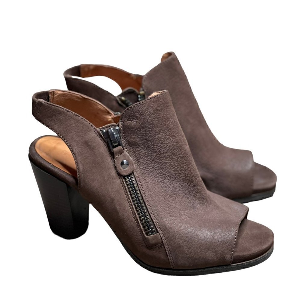Gentle Souls Sage Brown Leather Open Toe Slingback Booties Size 8 | M2 | Cushion